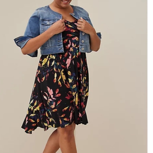 TORRID NWT SMOCKED HI-LOW MINI DRESS - CHALLIS LEAVES BLACK - Picture 5 of 7